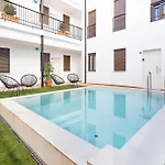 Bhost - Regina Viii Apartment *