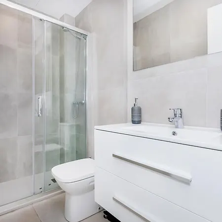 Bhost - Regina Viii Apartmán Córdoba